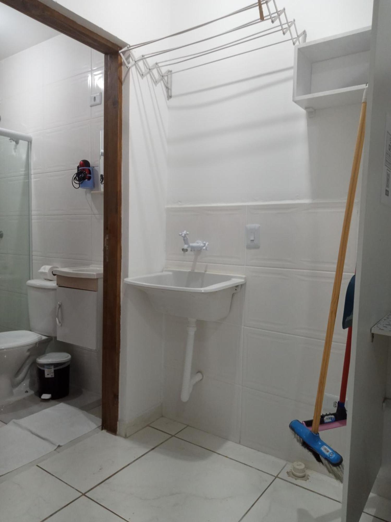 Loft 2 Completo Ar Canais Assinat Garagem Internet Prox Aparecida E Industrias Apartment Пиндамонянгаба Екстериор снимка